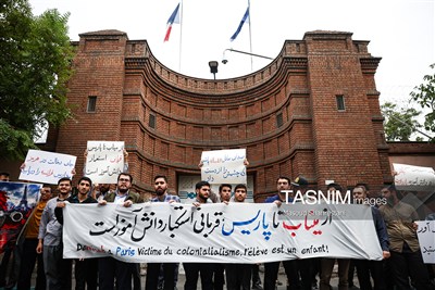 حمایت دانشجویان علوم پزشکی از جوانان فرانسه
