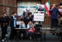 تجمع اعتراضی دانشجویان در برابر سفارت فرانسه