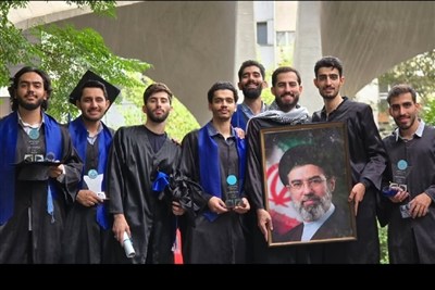 آتش‌زدن پرچم تا اهتزاز پرچم در دانشگاه: خیزش مردم به سمت دانشگاه‌ها