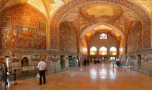 «از سنگ تا رنگ» در چهلستون؛ روایت فناوری رنگ در نقاشی‌های تاریخی