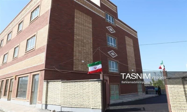 «مدرسه پدر» در کاشان به بهره‌برداری رسید؛ گامی خیرخواهانه در توسعه زیرساخت‌های آموزشی